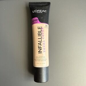 L'Oreal Paris 24 hr Infallible Total Cover Foundation 301 Classic Ivory NEW
